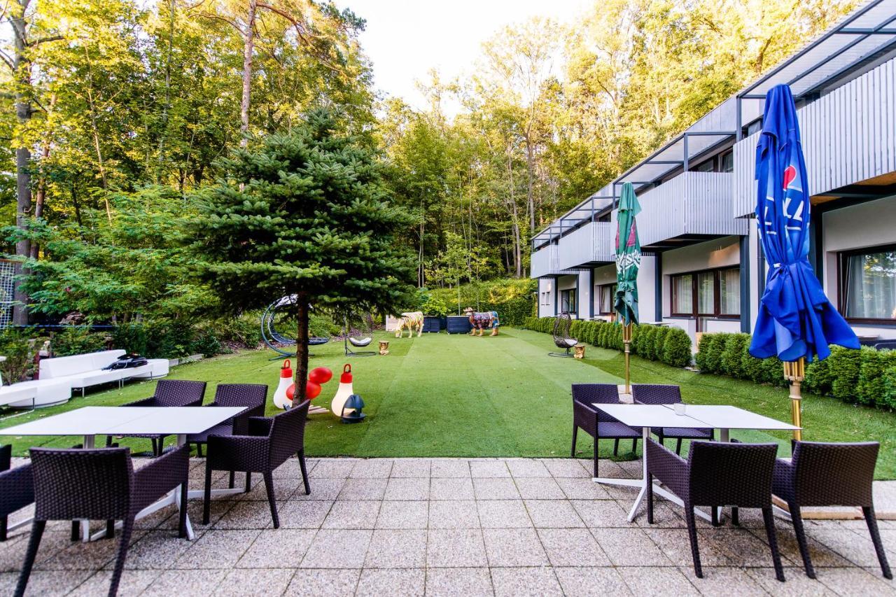 Hotel Veverica Trenčín Extérieur photo